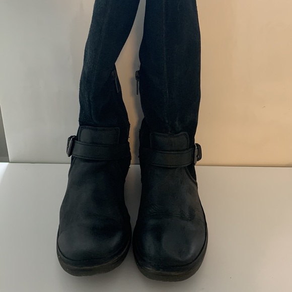 UGG - US 8 tall black boots suede and leather thick lined insulated wate… - Picture 5 of 12